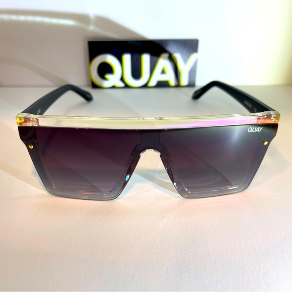 Quay Australia Hindsight Shield Sunglasses 52149 - Picture 6 of 8